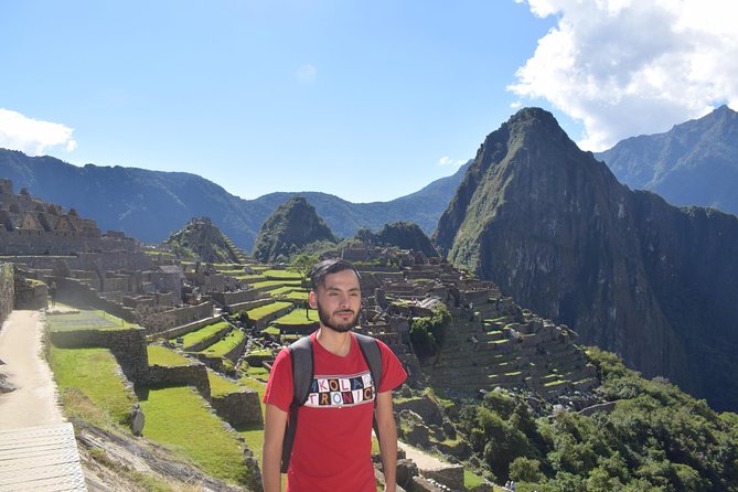 06 days 05 nights Cusco Machupicchu and Rainbow Mountain package - Machu Picchu day: buses up, guided circuit, then Aguas Calientes and the train back