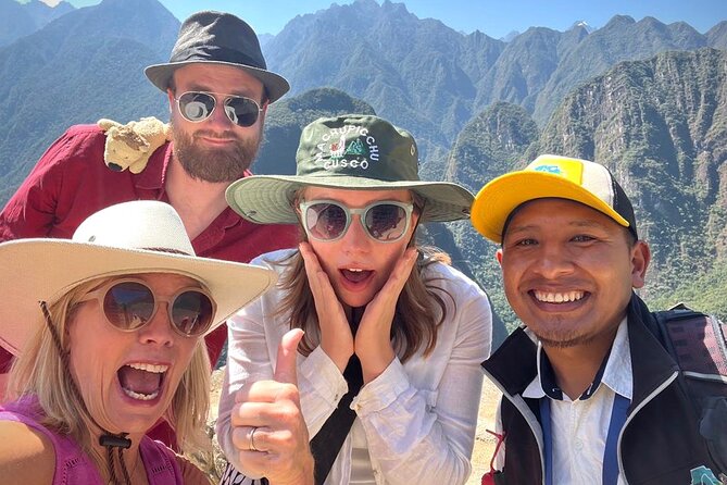 2-Day Machu Picchu Tour by train from Cusco ( All included ) - The local guide briefing: small thing, big payoff