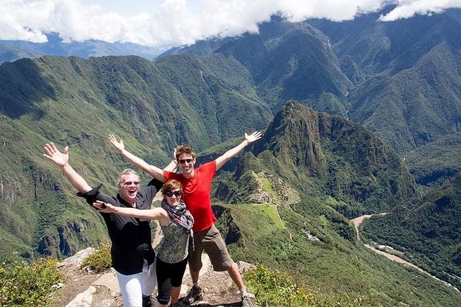 2 Days Inca Trail to Machu Picchu with hotel - Guides: why the name on your reservation can change everything
