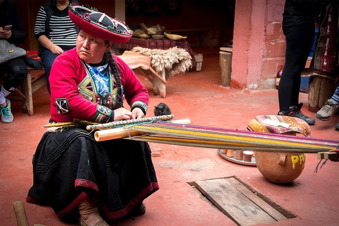 4 day - Bucketlist Cusco: Rainbow Mtn, Machu Picchu, Sacred Valley, Humantay - Humantay Lake: a high-altitude hike with a clear shape
