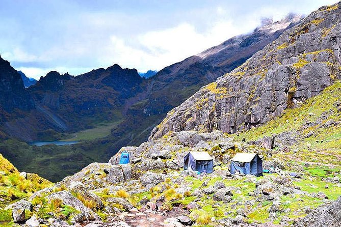 4-Day Lares Trek to Machu Picchu - Day 3 Quechua families, quinoa fields, and Lares hot springs