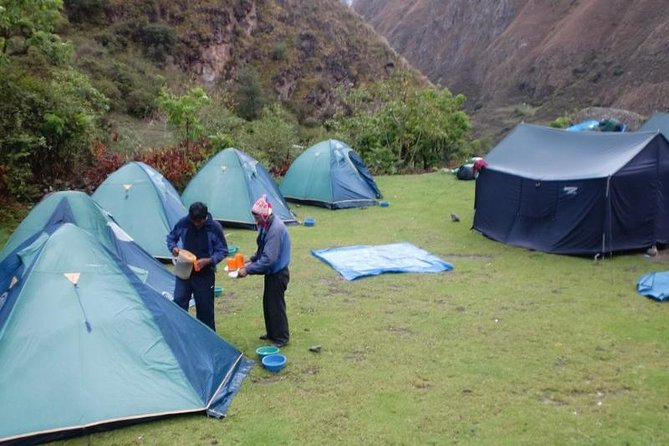 4-Day Salkantay Trek to Machu Picchu - Day 2: The 4,650m Salkantay pass and how to survive the steep middle