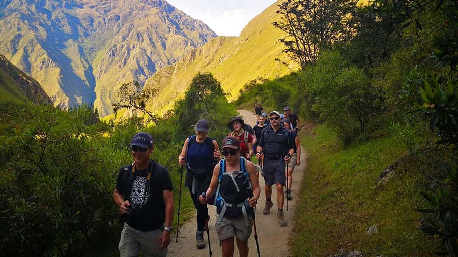 4 days/3 nights: Inka Jungle Trek to Machu Picchu - Bike, Breathing, and the Start of Your Inka Jungle Days (Day 1: Cusco to Santa María)