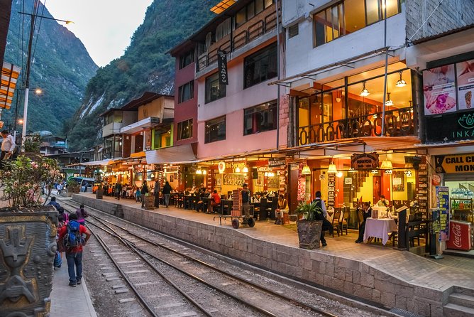 5 Day - Tour to Machu Picchu Traditional - Group service - Sunrise at Machu Picchu: bus up early and a guided walk first
