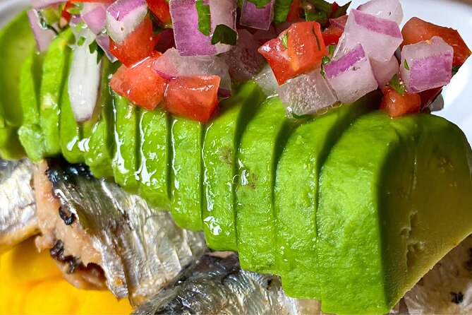 5 iconic restaurants of Lima a 3-hour guided food tour in Barranco - Stop by Stop: How the 4–5 Barranco Restaurants Shape the Evening