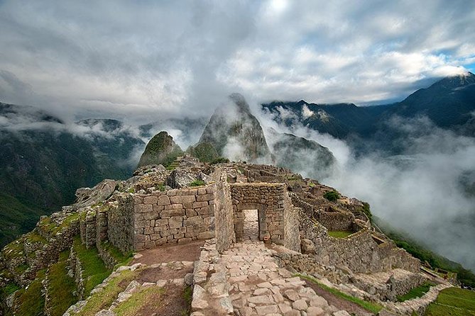 6-Day Cultural Tour to Machu Picchu - Cusco altitude first, then Inca basics that pay off later