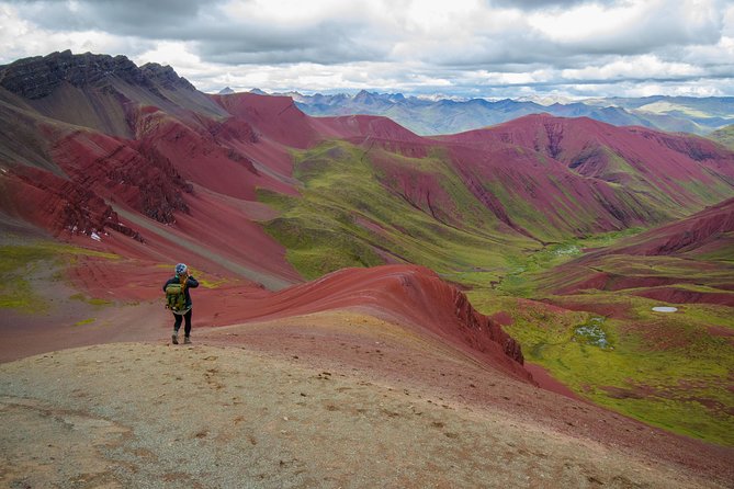 6 day Rainbow Mountain x Ausangate Trek - FlashpackerConnect - Day 3: Qampa Pass (5,051m) and the long descent through glacier country