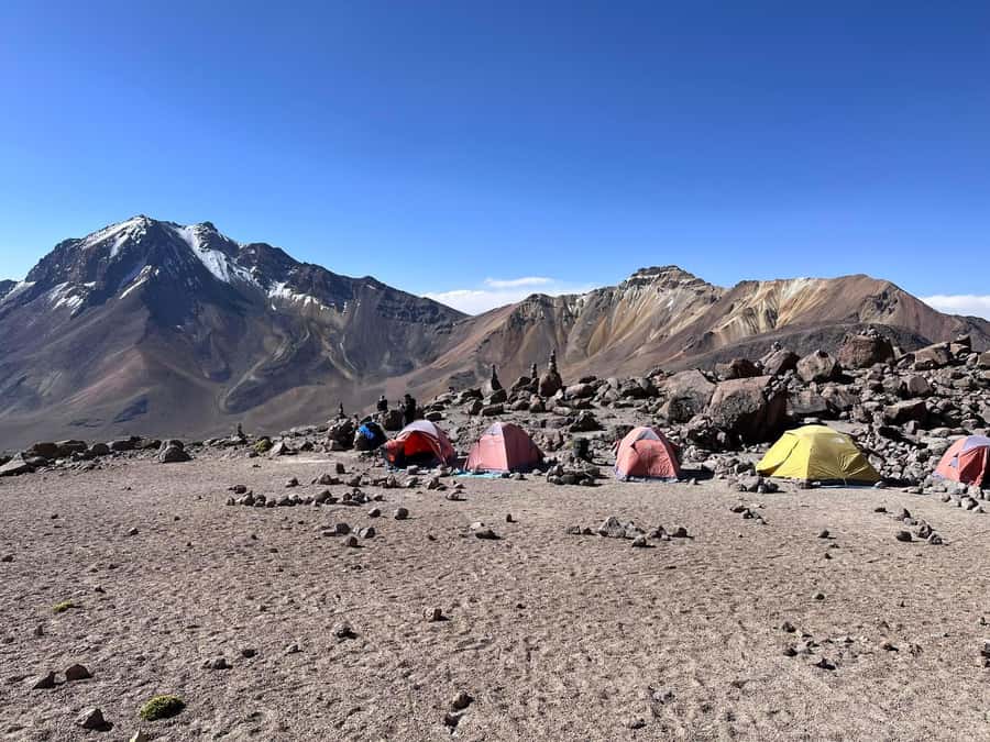 Arequipa | Ascent to Chachani Volcano 2 days / 1 night - What to bring so the cold and altitude don’t ruin your mood