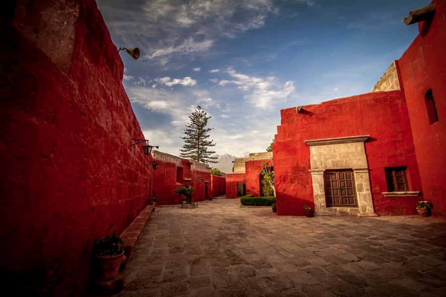 Arequipa: City Tour and Santa Catalina Monastery - Should you book Arequipa: City Tour and Santa Catalina Monastery?