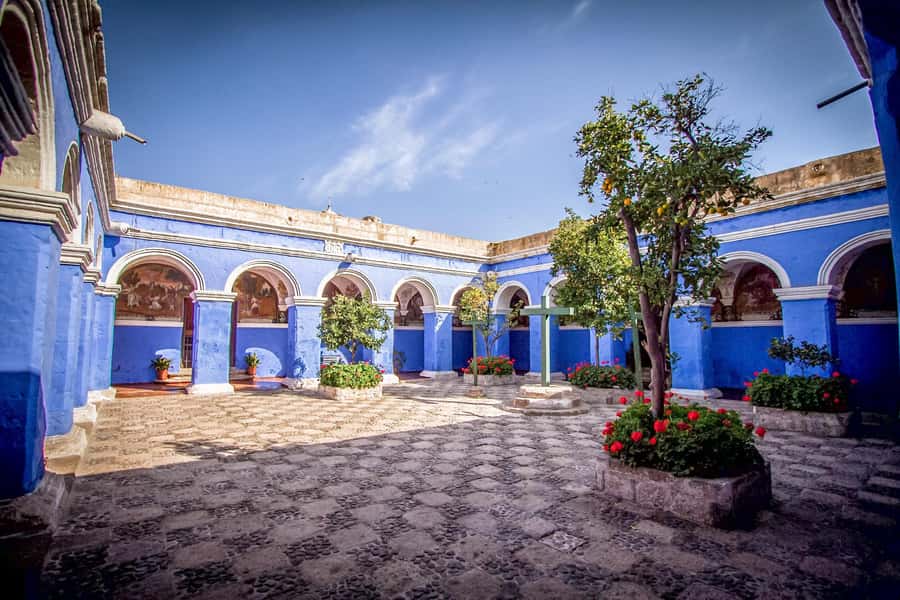 Arequipa: City Tour and Santa Catalina Monastery - What to bring (and what to leave at home)