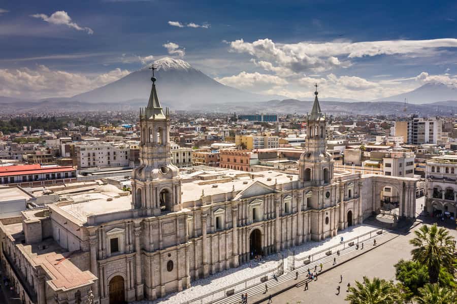 Arequipa Food Tour: Ancestral Cuisine & City Tour - Ocopa With a Traditional Batán: The Hands-On Moment