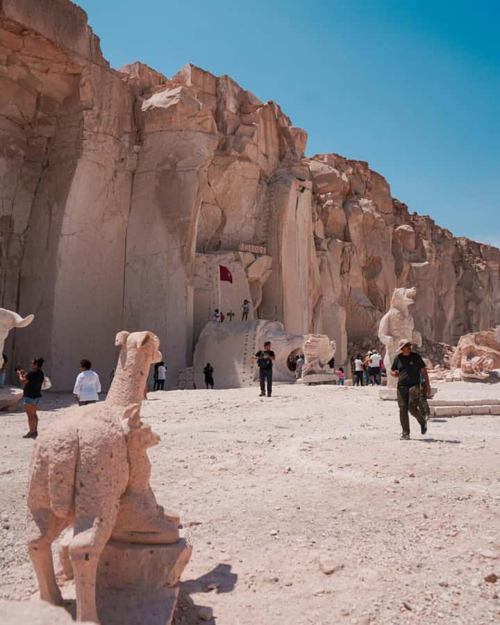 Arequipa: Half Day Sillar Route and Culebrillas Canyon + Yanahuara Viewpoint - Petroglyphs at the end: the payoff for photo lovers