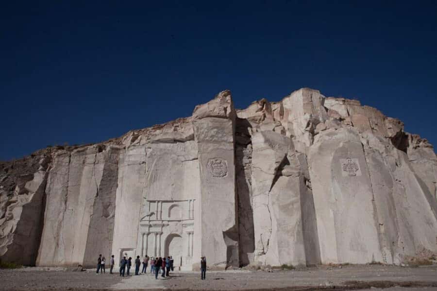 Arequipa: Half Day Sillar Route and Culebrillas Canyon + Yanahuara Viewpoint - Price and value: $25 plus local entrance fees