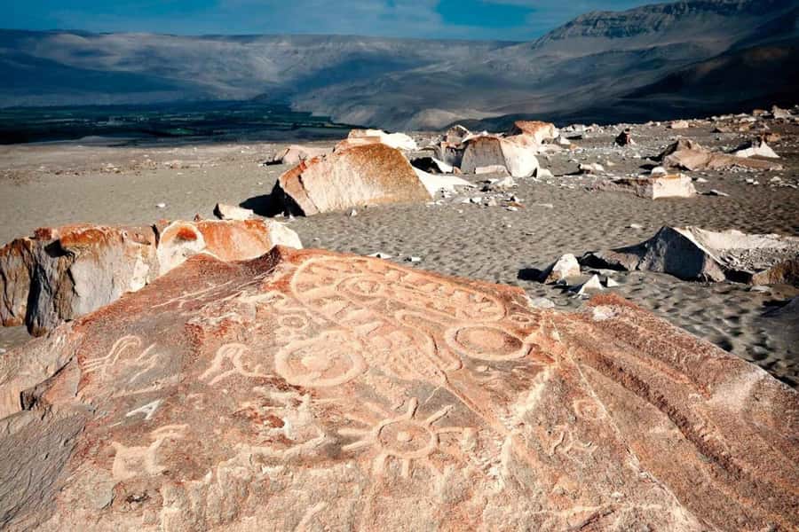 Arequipa | Tour of the Sillar Route + Culebrillas Canyon - Sillar Route at the quarries: how ashlar masonry is made
