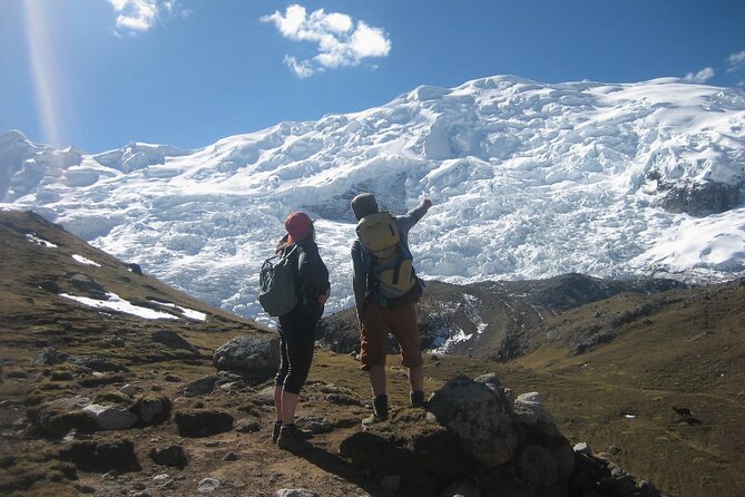Ausangate Trek 5 Days - Deep blue lagoons and Pacchanta hot springs on Day 4