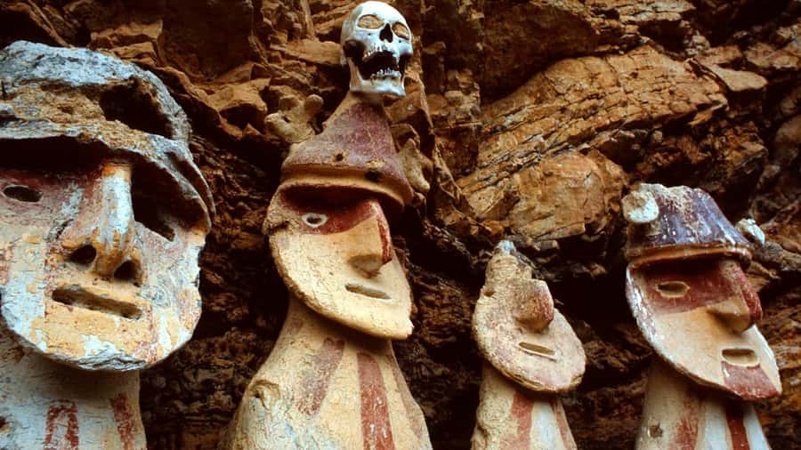 Chachapoyas: Karajía Sarcophagi & Quiocta Caves - Quiocta Caves: 2,700 Meters Up, Dark, Cold, and Full of Formations