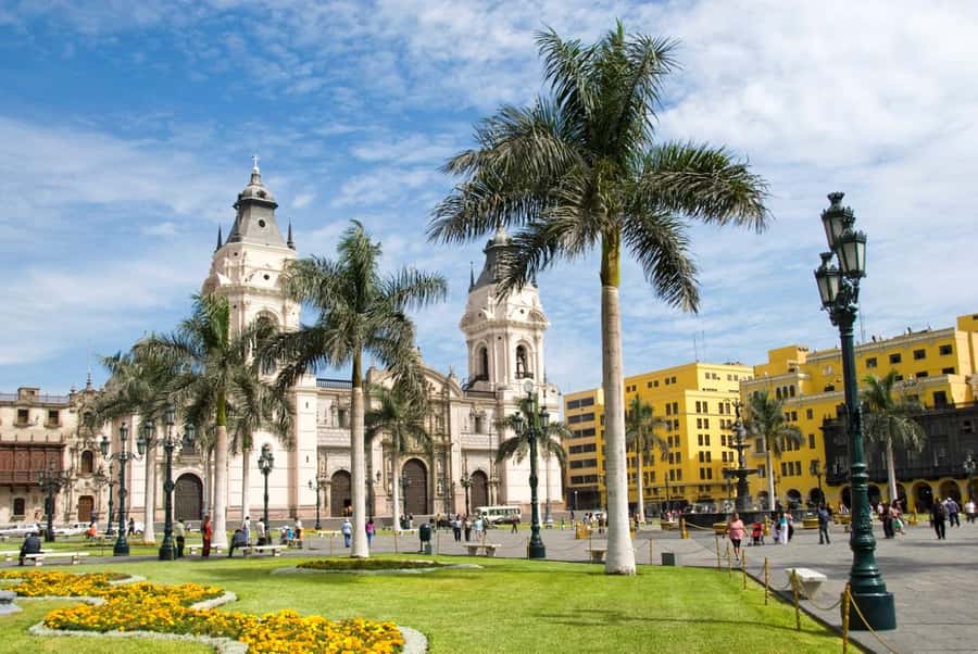 City Tour Colonial and Modern Lima Half Day Plus Ticket - San Isidro’s olive grove and the city’s power corridors