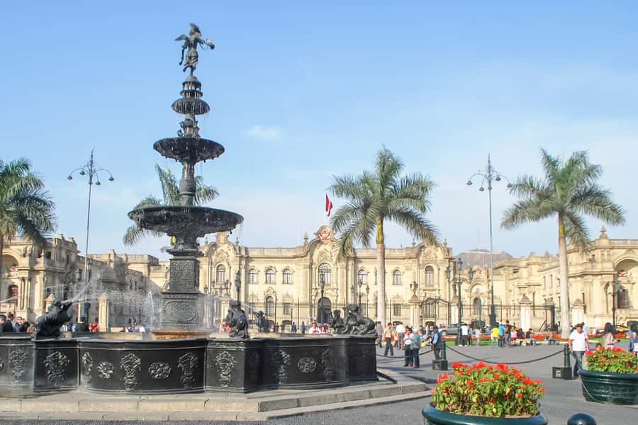 City Tour With Demonstration & Tasting of Pisco Sour - San Francisco Monastery Catacombs: Lima Underground Reality