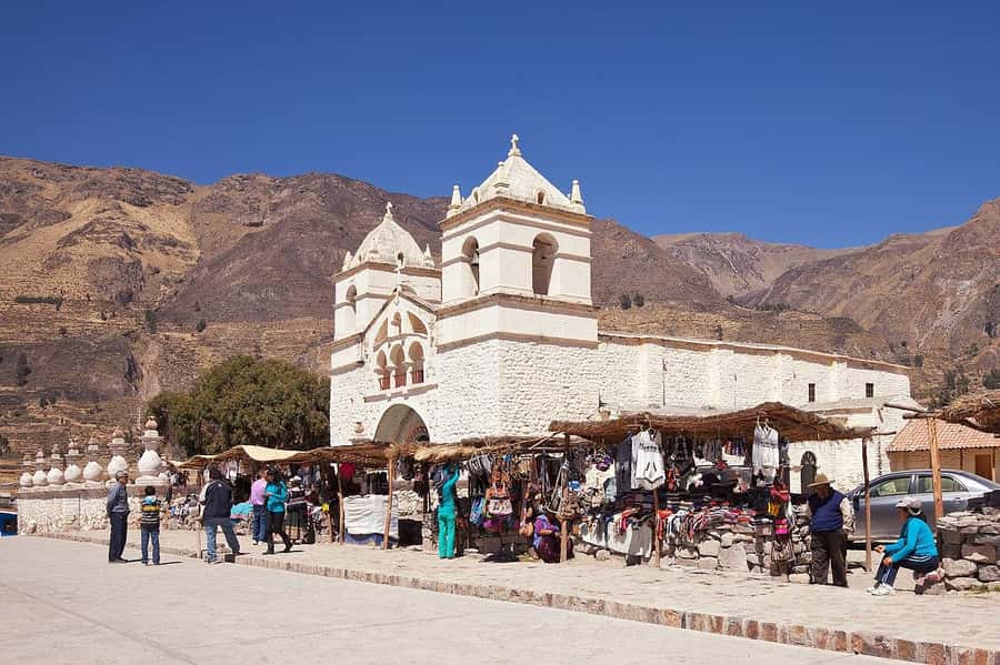 COLCA CANYON FULL DAY TOURS - Chacapi/Yanque hot springs: warm water at the right time