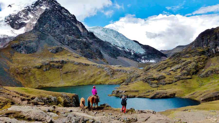Cusco: Ausangate Tour 7 Lagoons full day - Break time, shorter walks, and the mid-day reset