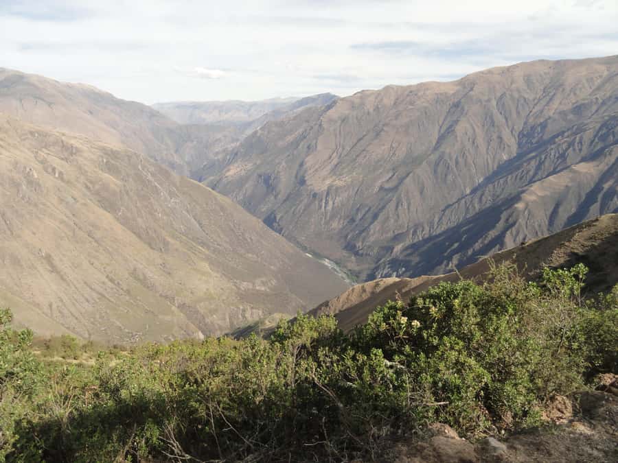 Cusco: Chonta Canyon and Condor Flight Tour with Lunch - From Cusco pickup to the visitor center: the rhythm of the drive