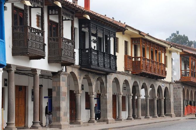 Cusco City Sightseeing, San Pedro Market, Cathedral and Qorikancha Temple - Qorikancha (Temple of the Sun): Gold, Inti, and Reuse of Stone