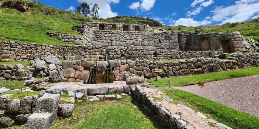 Cusco: City Tour | Half-Day Tour to 4 Archaeological Sites - Stop 3: Q’enqo’s amphitheater feel and sacrifice references