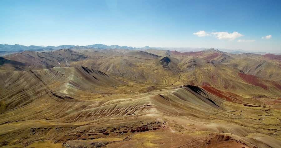 Cusco: Full-Day Palcoyo Rainbow Mountain All-Inclusive Tour - Rainbow Mountain photos and llama–alpaca encounters