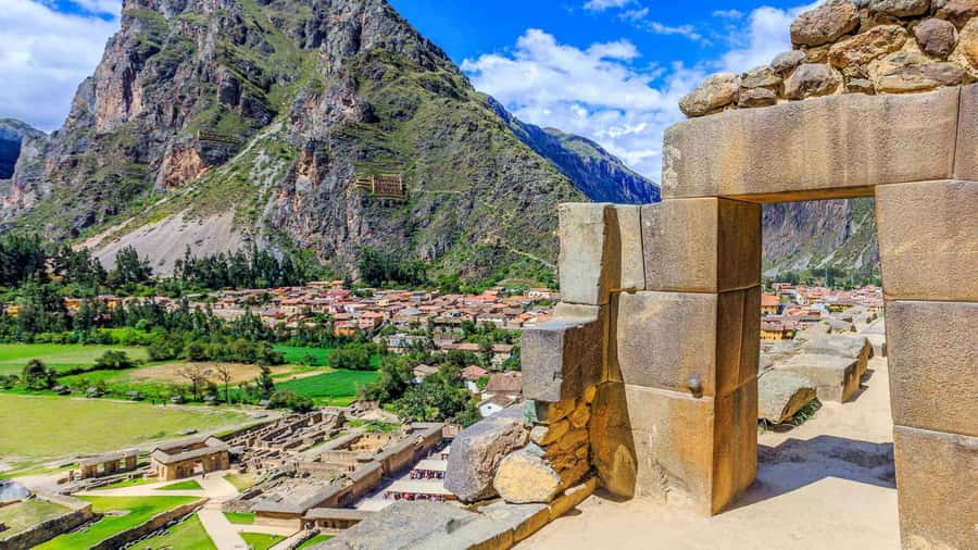 Cusco: Full-Day Sacred Valley History Tour - Chinchero Textile Dyes: Natural Color and Quechua-Language Craft Traditions