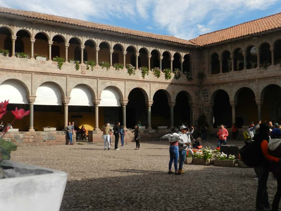 Cusco: Half-Day Historic City Tour - Cathedral of Cusco and Qoricancha: where two worlds meet