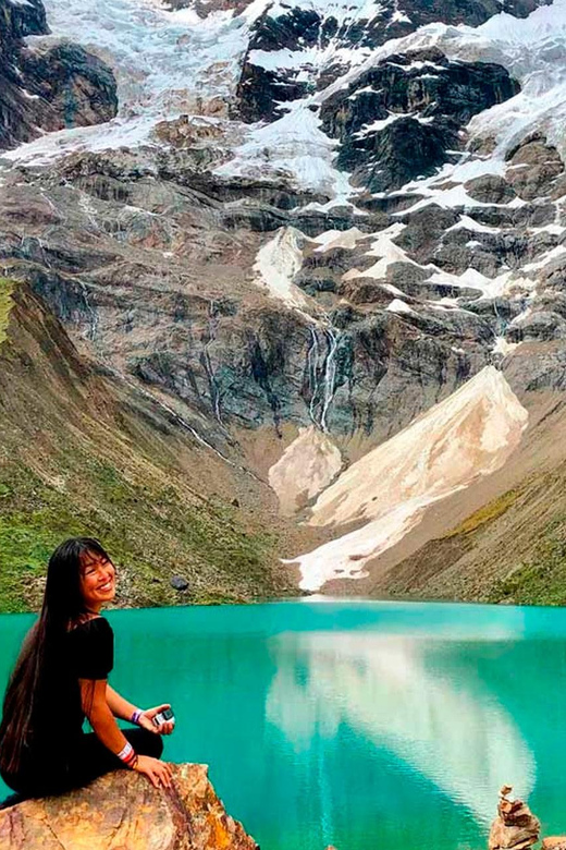 Cusco | Humantay Lake 1-Day Tour with Breakfast and Lunch - The buffet lunch in Mollepata: your reset button