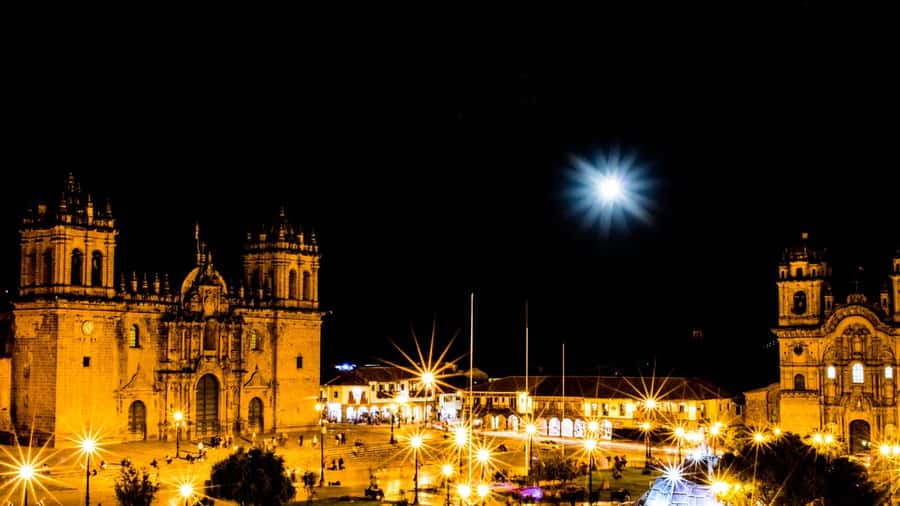 Cusco: Legends and History Night Tour with Pisco Sour - San Cristobal Church stop: context for the neighborhood (20 minutes)