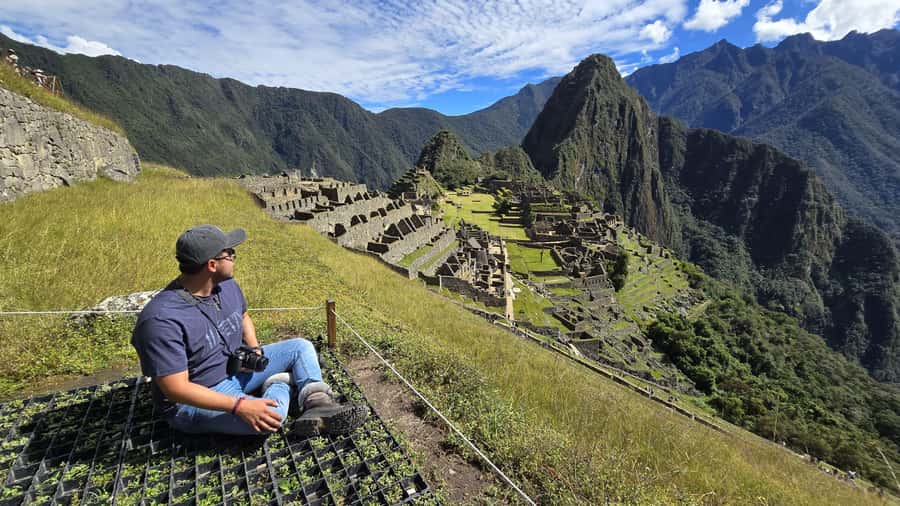 Cusco: Machu Picchu Day Trip with Train + Entrance ticket - Free time in Aguas Calientes: good food, simple choices, and breathing room