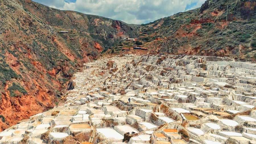 Cusco: Maras Salt Mines & Inca Moray Half Day Trip - Hands-on salt mining: learn first, then do