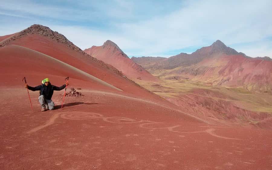 Cusco: Mountain of 7 colors Vinicunca and the Red Valley (optional) - Red Valley (Valle Rojão) add-on: optional reserve for a second viewpoint