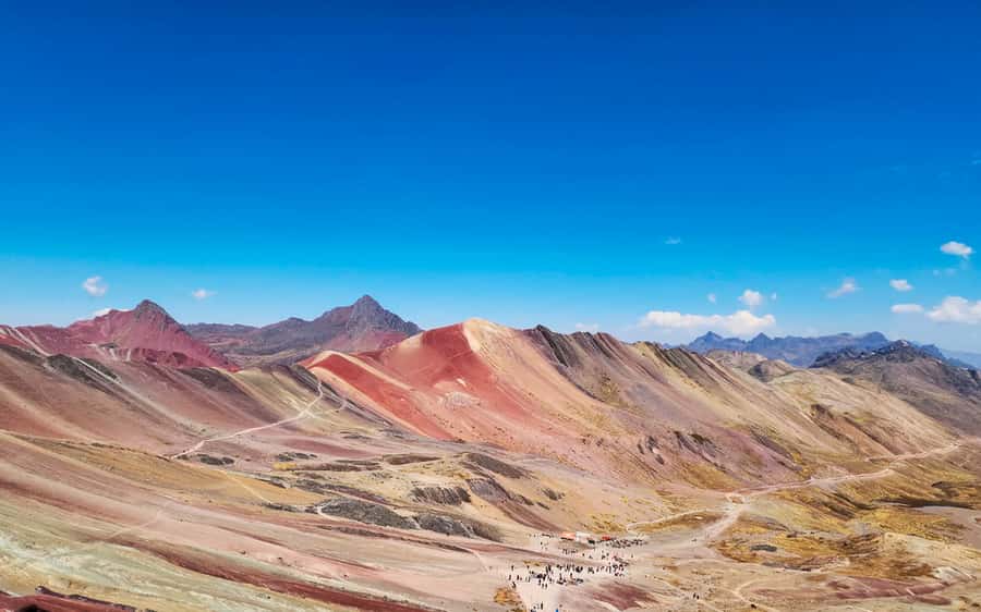 Cusco: Mountain of 7 colors Vinicunca and the Red Valley (optional) - Meals and included comforts: buffet breakfast, buffet lunch, oxygen mask