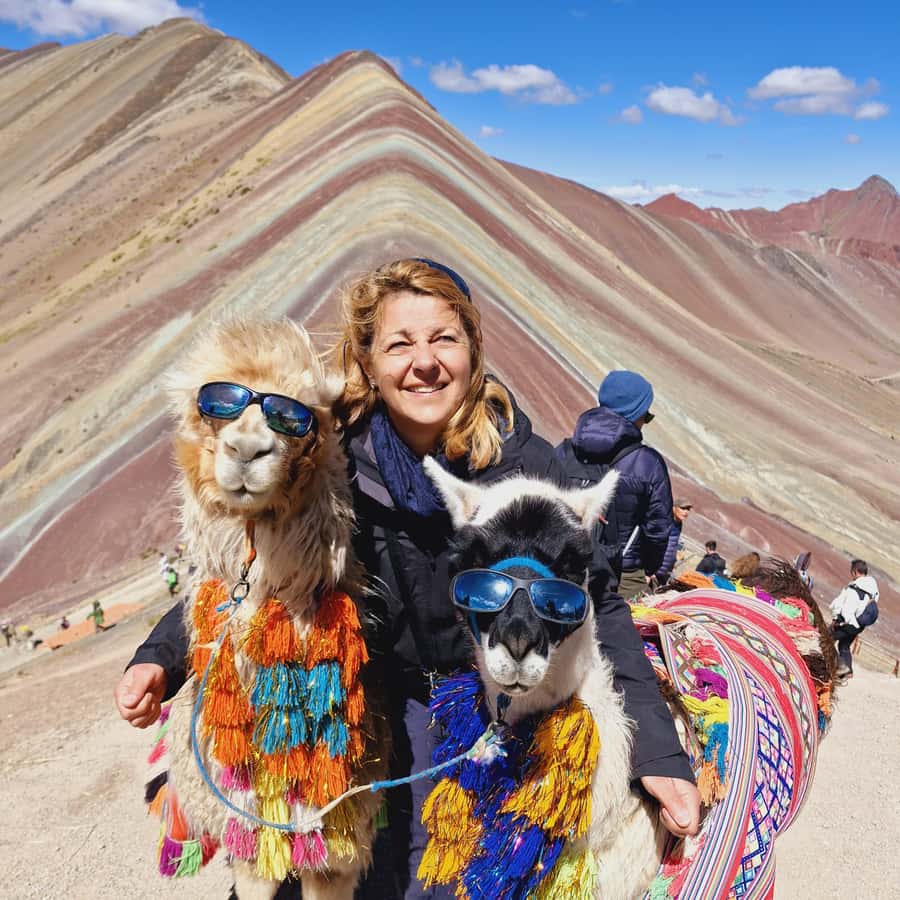 Cusco One Day: Tour Rainbow Mountain & Red Valley opcional - The Rainbow Mountain hike: guided time, provided poles, and wildlife sightings