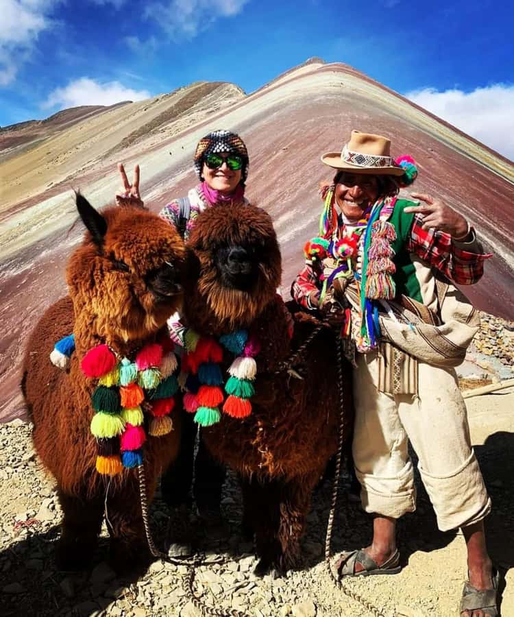 Cusco One Day: Tour Rainbow Mountain & Red Valley opcional - Cusipata breakfast: a small stop that changes the mood