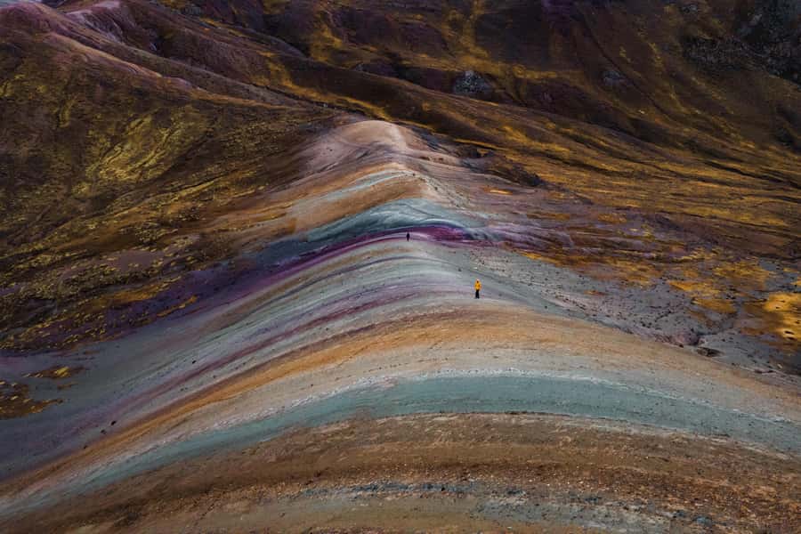 Cusco: Palcoyo Mountain Day Trip with Breakfast and Lunch - Stone Forest: the photo stop with an eerie, playful vibe