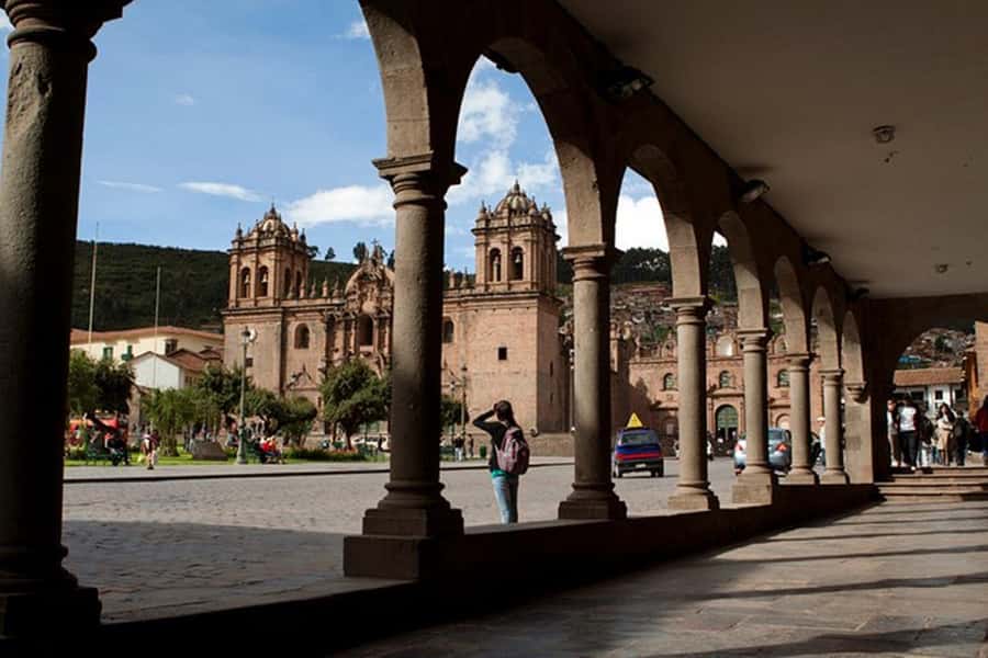 Cusco: Private City Tour and Trip to Archeological Sites - Entering Cusco’s Sacred Core: Santo Domingo Convent and the Main Square