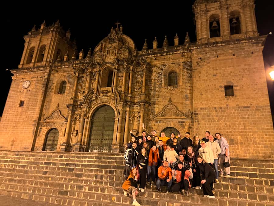 Cusco: Pub Crawl with Skip-the-Line Access and Drinks - San Blas Square Kickoff and the 4-Hour Rhythm
