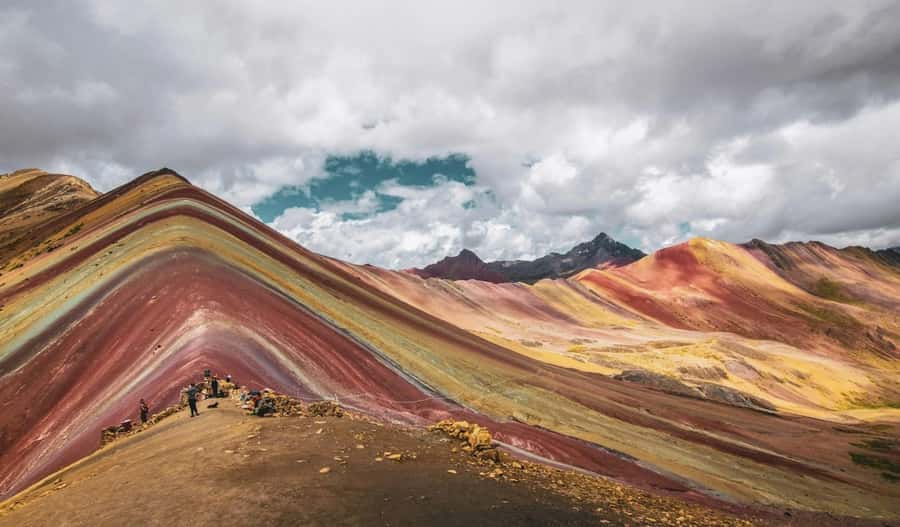 Cusco : Rainbow Mountain and Red Valley Tour - Phulawasipata Start: Horses Are Optional, Not Required