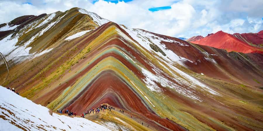 Cusco: Rainbow Mountain and viewpoint red valley ( optional) - Breakfast in Tincinco: Small Stop, Big Effect
