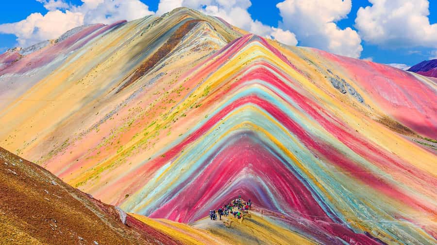 Cusco: Rainbow Mountain Tour with Meals & Red Valley Option - Descent Time and the Ride Back: How the Day Wraps Up