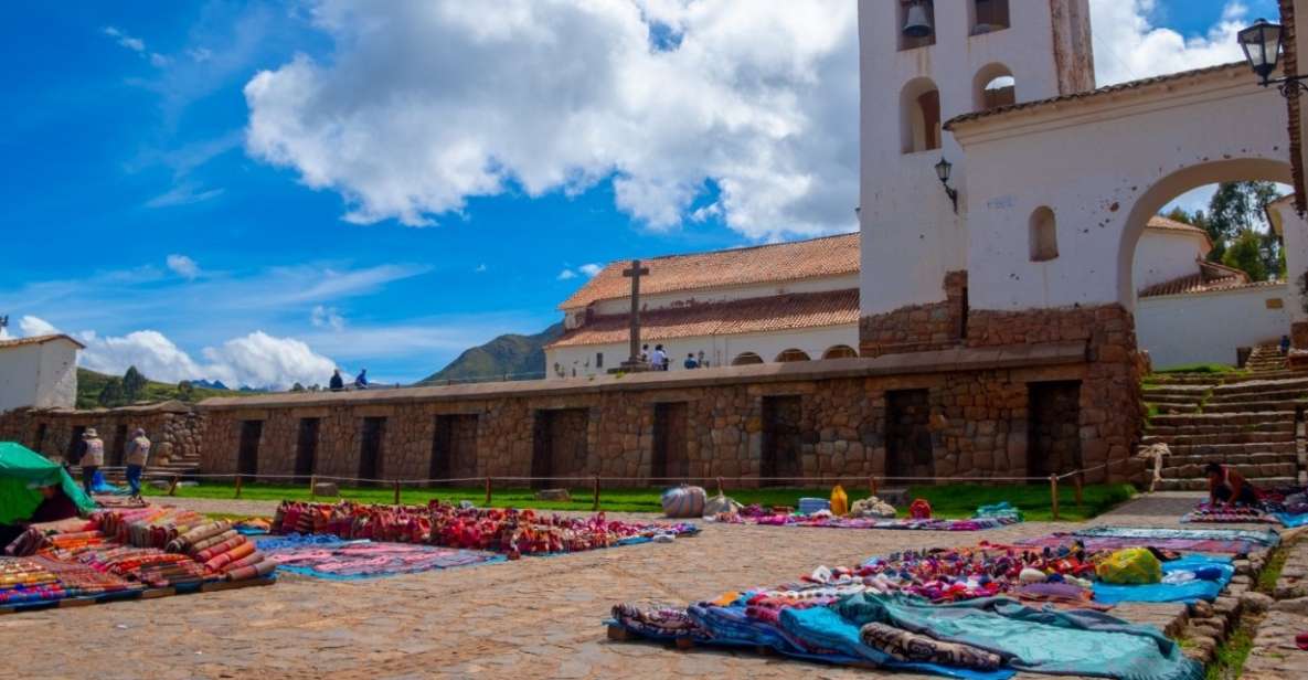 Cusco: Sacred Valley of the Incas Tour - Urubamba lunch break: a reset point, not a guaranteed feast