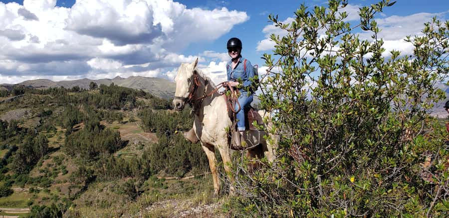 Cusco: Sacsayhuaman Guided Tour and 1-Hour Horseback Ride - Key things that make this tour worth your time