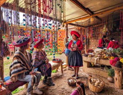 Cusco:Chinchero,Moray & Salt Mines drop-off in Ollantaytambo - Chinchero: textiles, alpacas, and the kind of shopping you’ll actually use