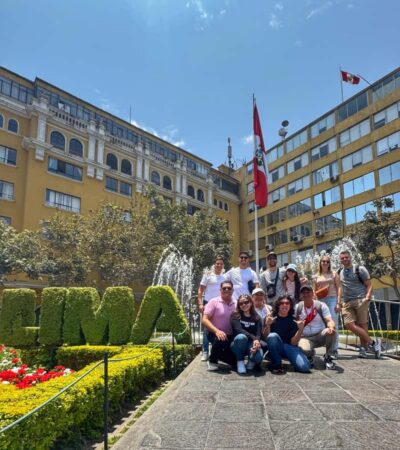 Enjoy Lima Walking Historic Center, Plaza San Martin and Plaza de Armas - Plaza San Martín sets the tone for the whole Historic Center