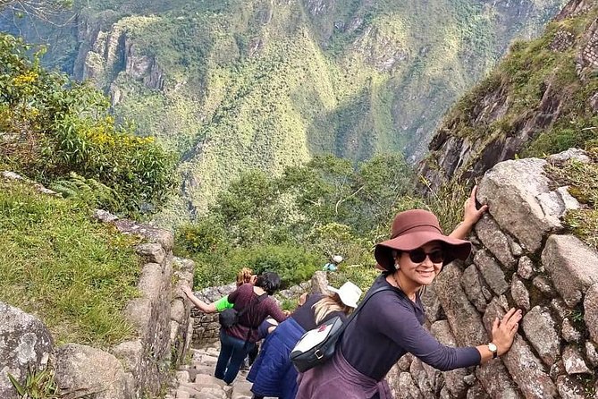 Exclusive Huayna Picchu Tour in 1 Day from Cusco - Aguas Calientes: your 4-ish hour reset between mountains