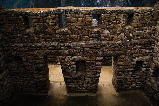 Excursion to MachuPicchu with Train Vistadome Full Day - The 4:00 AM Cusco pickup that sets the tone for the day